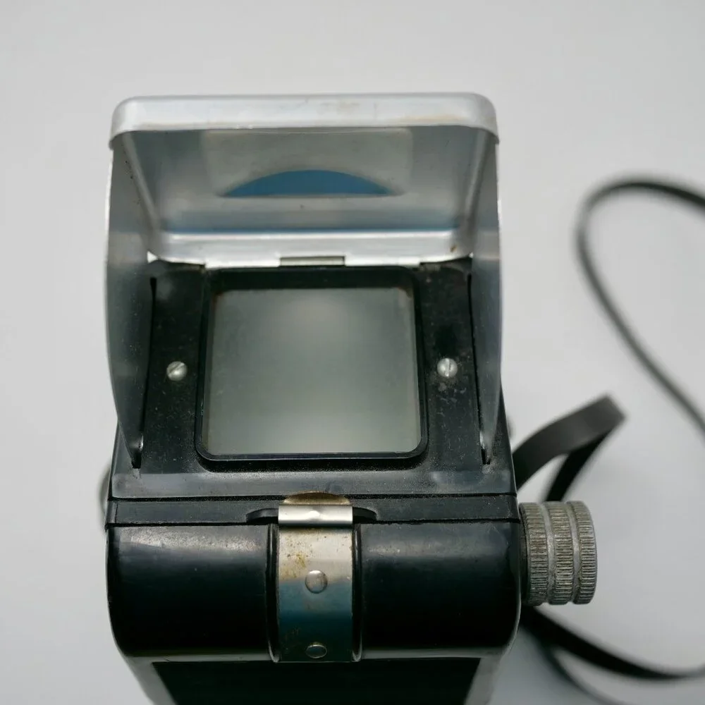 Vintage Herbert George Co. Insta Flash 620 Camera USA Strap